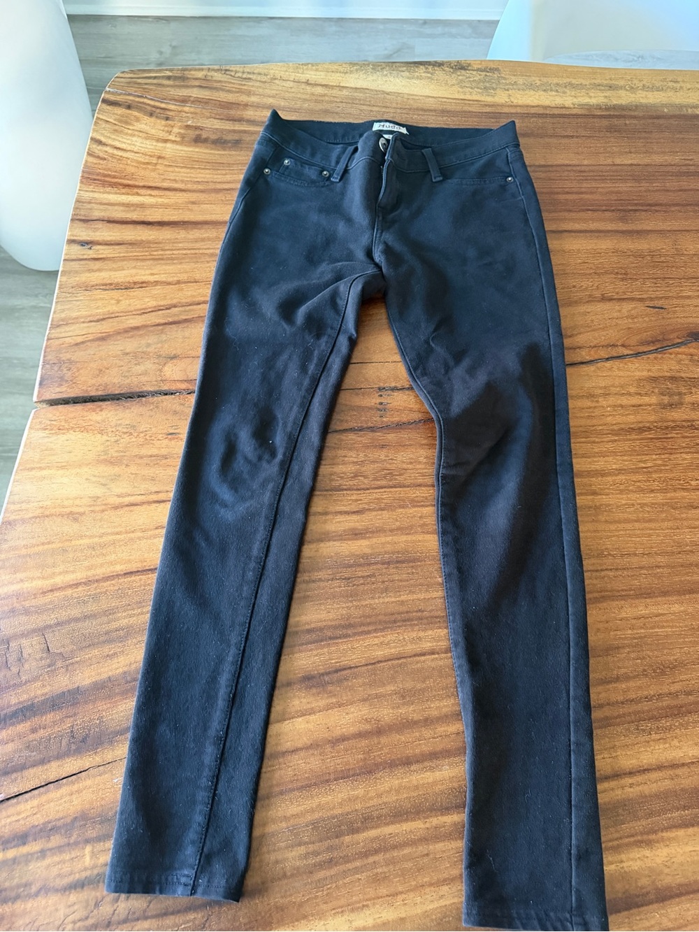 Mudd Black Women’s Skinny Jeans